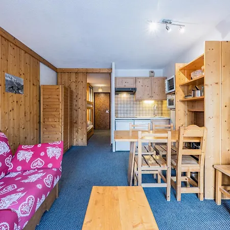 Appartement Confortable Au Centre De Avec Balcon - Fr-1-518-126 Val-dʼIsère