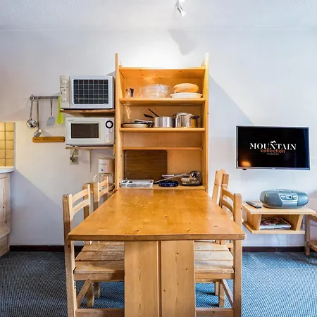 Confortable Au Centre De Avec Balcon - Fr-1-518-126 Appartement